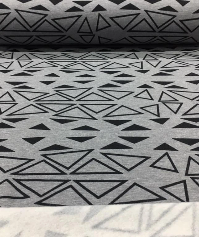 Stoff Jogging Sweat Shirt Baumwolle grau schwarz Dreieck Dreiecke  - Bild 1 von 3