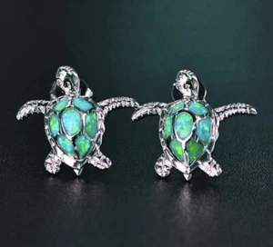 925 Sterling Silver Plated Green Opal Fire ~Sea Turtle Stud Earrings 🎁 Gift Box - Picture 1 of 3