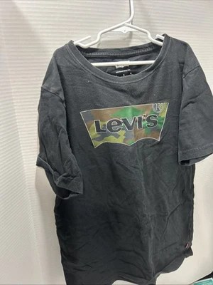 Camiseta Levi’s Negra Logo L 12-13 Juvenil Camuflaje Gráfico Camiseta Niños Foto 1 de 3