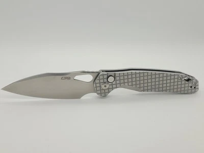 CJRB Cutlery Frack Button Lock - Discontinued - Image 1 of 4