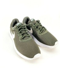 nike tanjun green mens