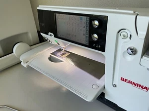 BERNINA B 830 Näh/Stickmaschine - Bild 1 von 13