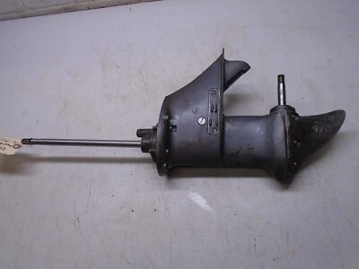 C Johnson Evinrude OMC 9.5hp Outboard Lower Unit Gear Case Standard - Image 1 of 4