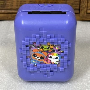 BITZEE INTERACTIVE DIGITAL HOLOGRAM 3D PET - Picture 1 of 10