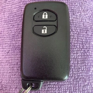 * 271451-5300 Toyota 30 Prius Aqua Alpha Wish Ractis 2 Button Smart Key - Picture 1 of 2