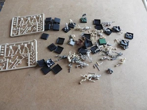 Citadel Warhammer fantasy wargaming plastic figures classic Undead Skeletons - Picture 1 of 9