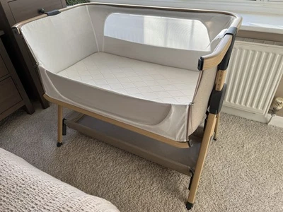 Silver Cross Lunar Bedside Crib with Travel Bag - New In Sealed Original Box - Image 1 of 4