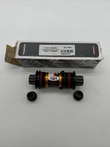 Truvativ Giga Pipe Team Down Hill ISIS Bottom Bracket 11.3 x 6.8/6.8E/7.3 cm - Picture 1 of 5