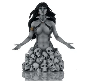 Dynamite Entertainment VAMPIRELLA Underworld variant 1/6 scale bust B/W - Picture 1 of 3