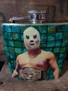Lucha Libre ~ El Santo  6 oz. Stainless Steel Flask - Scratch/Dent Sale - Picture 1 of 7