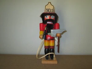 Vintage Holzkunst CHRISTIAN ULBRICHT Feuerwehrmann 14" Holz Nussknacker *Germany - Bild 1 von 8