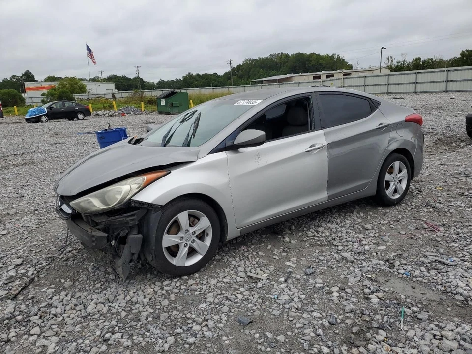 Used Air Cleaner Assembly fits: 2011 Hyundai Elantra 1.8L Sdn Canada emissions G - Image 1 of 4