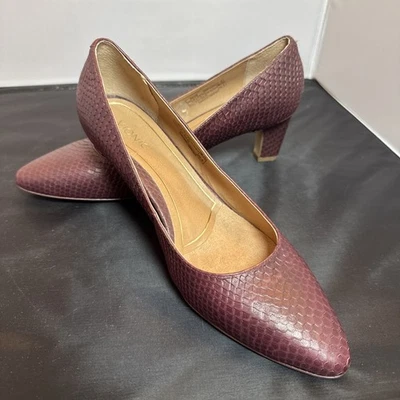 Vionic Pumps Women’s 9.5 Mia Leather Shoes Merlot/Burgundy Snakeskin Block Heel - Image 1 of 4