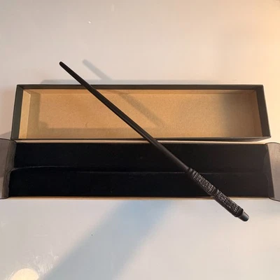 Harry Potter Noble Collection Wand #7150 Severus Snape (USED) - Image 1 of 4