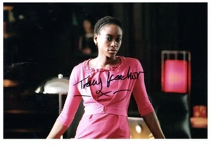 Doctor Who Autograph: TRACY IFEACHOR (The End of Time) Signed Photo - Foto 1 di 1