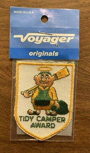 Vintage NOS Voyager Originals Tidy Camper Award Patch Badge Camping Outdoors A6 - Picture 1 of 6