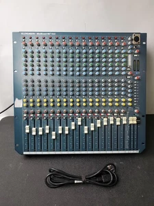 Consola de mezclas Allen & Heath MixWizard WZ3 16:2 montable en rack - Imagen 1 de 15