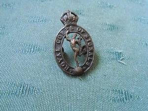 WW11 VINTAGE KINGS CROWN ARTILLERY CORPS OF SIGNALS - METAL MILITARY BADGE - Picture 1 of 2