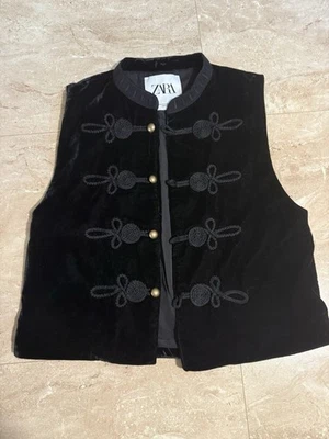 Chaleco Zara Negro Terciopelo Bordado Palanca Mujer Talla Mediana Foto 1 de 4