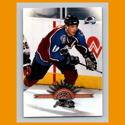 Joe Sakic #35 1997-98 Leaf Colorado Avalanche Hockey Card NHL - Image 1 of 3