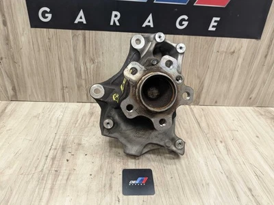 22-25 OEM BMW G42 230i M240i buje de pasajero delantero derecho cojinete de nudillo Foto 1 de 4