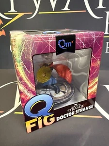 Q-Fig - DR Strange- Loot Crate Exclusive-Vinyl Statue - Picture 1 of 2