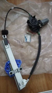 New Genuine Ford Mondeo MK1 MK2 Rear RH Electric Window Motor Regulator 1059782 - Picture 1 of 1
