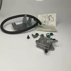 Kit pompa carburante nuovo OEM Briggs & Stratton 494280 NOS - Foto 1 di 3