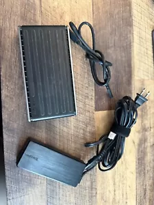 Targus Universal 60W Dual Video 4K Laptop Docking Station(DOCK180USZ) - Photo 1/3