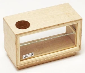 Dolls House Glass Front Natural Wooden Display Counter Small 1:12 Scale tumdee - Picture 1 of 8