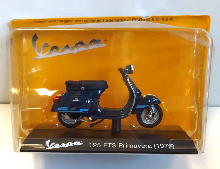 RCS LIBRI FASSI 1:18 MOTO DIE CAST  VESPA 125 ET3 PRIMAVERA 1976 BLU - Immagine 1 di 1