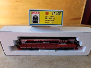 Atlas Scala HO 8221 Rock Island GP-7 Locomotiva Diesel Strada #1300 NUOVO IN SCATOLA - Foto 1 di 10
