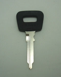 2 (set) Blank uncut ignition keys for Porsche 911,912,914 series carrera,blade - Picture 1 of 3