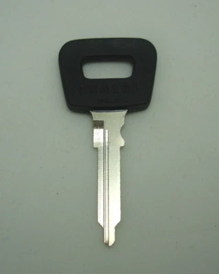 2 (set) Blank uncut ignition keys for Porsche 911,912,914 series carrera,blade - Image 1 of 3