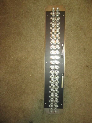 trompeter electronics JSI-40/J3W Patch Panel - Image 1 of 4