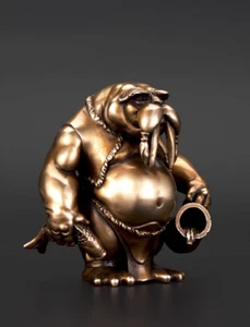3.9" OGRM World of Warcraft (WOW) Iskaara Tuskarr Bronze Statue - Picture 1 of 3