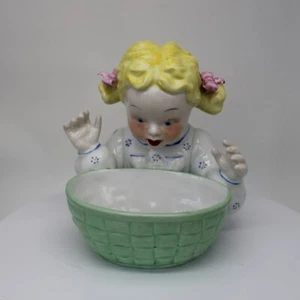 Coupelle porte-Savon Figurine Filette Style Art Deco Style Art Nouveau Porcelain - Imagen 1 de 12
