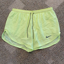 Nike Men’s Dri-FIT Run Division Pinnacle Lined Running Short Size L Lemon