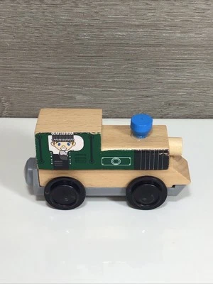 Wood & Plastic Magnetic Train Locomotive - Image 1 of 4