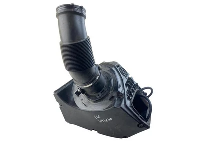 AUDI A5 (F53, F57, F5A) VA2738310 Luftfilter (Filterbox) 8W0133837M 8W0133837M - Bild 1 von 4