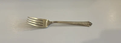 Tenedor de ensalada Heirloom Sterling "Damask Rose" Foto 1 de 4