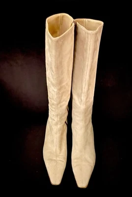 Italian Blond Suede Boots by Mark Schwartz Kitten Heel Pointy Toe Size 36 - Image 1 of 4