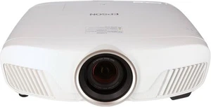 Epson EH-TW7300 4K Beamer – Wie neu, Top-Zustand, inkl. Zubehör! - Bild 1 von 9