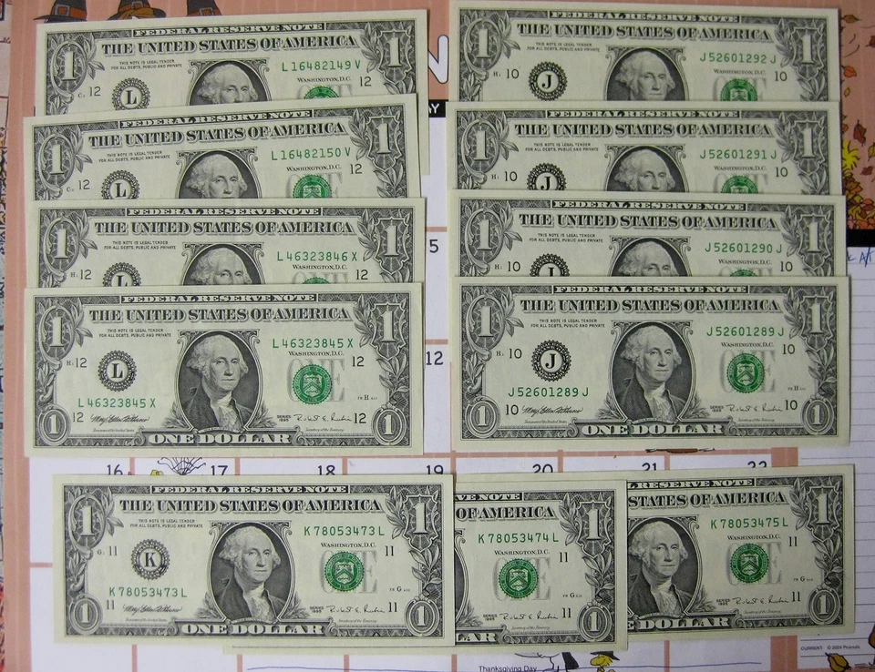 Eleven 1995 series Federal Reserve $1 Banknotes Bills Uncirculated Currency - Image 1 of 1