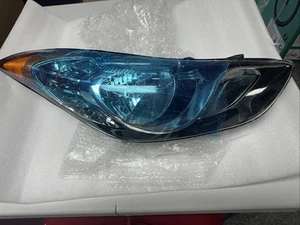 For Hyundai Elantra 2011 2012 2013 RH Headlight Right Passenger Side Headlamp - Picture 1 of 6