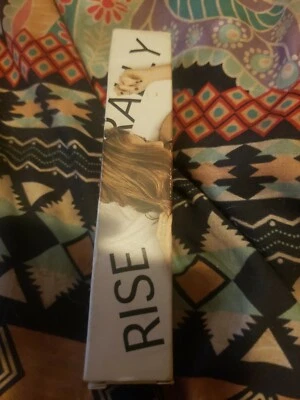 C'est Beau light touch color tint SPF20 Deep Sheer NIB - Image 1 of 2