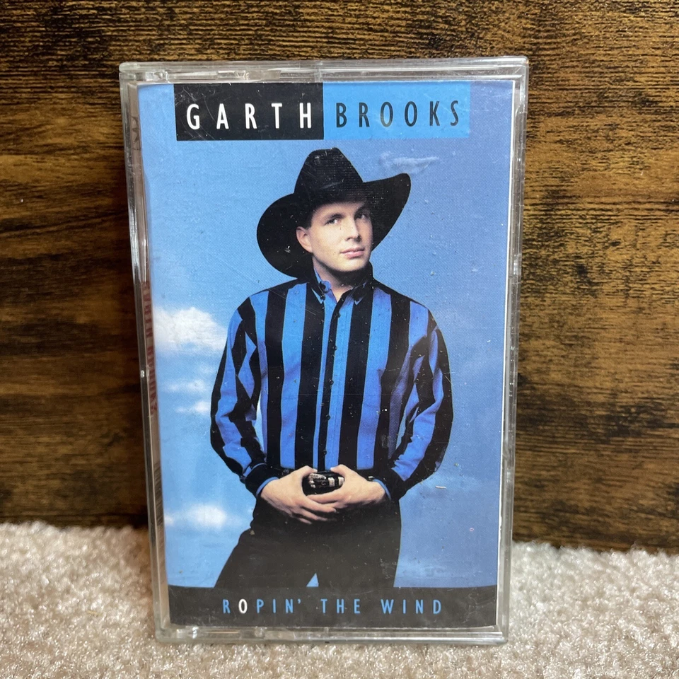 Ropin' the Wind by Garth Brooks (Cassette, Sep-1991, Capitol/EMI Records) - Image 1 of 1