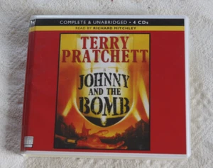 TERRY PRATCHETT Johnny and the Bomb Unabridged 4CD Hörbuch - Bild 1 von 3