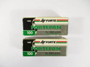 2x Forte FortePan 100, 120 B&W, expired - Picture 1 of 2
