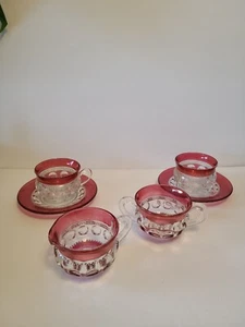 Juego de platillos tazas de azúcar crema flash rubí huella pulgar corona Tiffin Kings de colección - Imagen 1 de 14